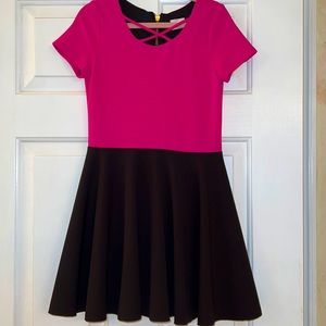 Girls Zoe black and pink dress